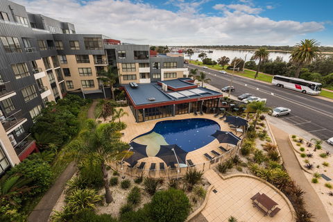 Esplanade Resort and Spa - Hervey Bay Accommodation 1
