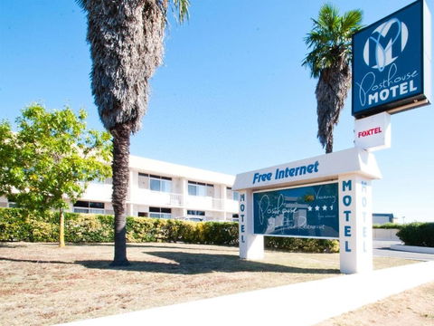 Posthouse MotorLodge - Tourism Hervey Bay 0