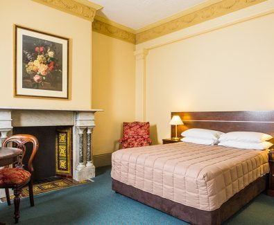 Avonmore On The Park - Tourism Hervey Bay 0