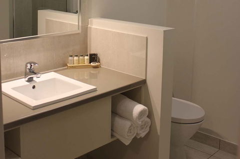 Swan Hill Resort - Hervey Bay Accommodation 1