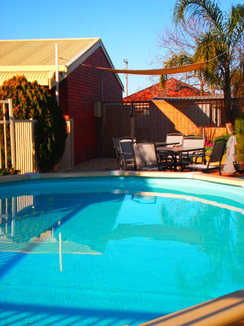 Riverland Motel - Hervey Bay Accommodation 2