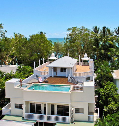 Sarayi Boutique Hotel - Tourism Hervey Bay 1