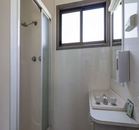 BIG4 Albury Tourist Park - Hervey Bay Accommodation 1