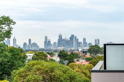 Artel Apartment Hotel Melbourne - Tourism Hervey Bay 1