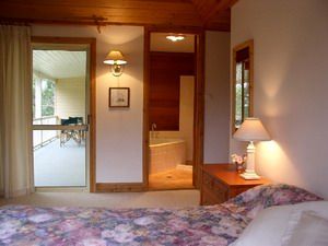 Kemeys Mountain Hideaway - Hervey Bay Accommodation 1
