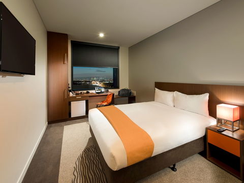 Ibis Brisbane Airport Hotel - Hervey Bay Accommodation 1