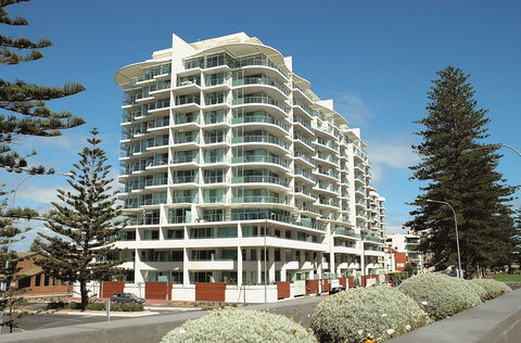 Oaks Liberty Towers - Hervey Bay Accommodation 0