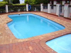 McNevins Warwick Motel - Tourism Hervey Bay 1