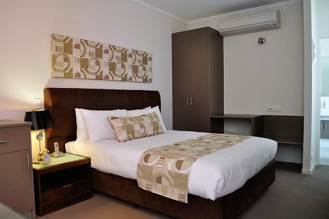 Quality Suites Fremantle - Tourism Hervey Bay 1