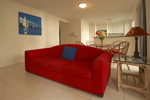 Santorini Holiday Apartments - Tourism Hervey Bay 1