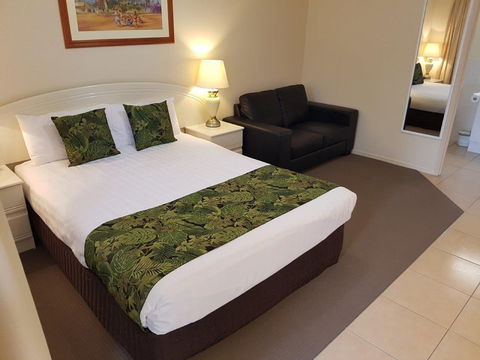 The Palms Motel, Chinchilla - Tourism Hervey Bay 2