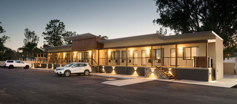 New Crossing Place Motel - Tourism Hervey Bay 0