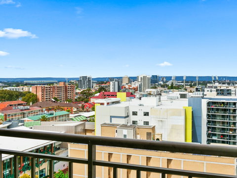 All Suites Perth - Hervey Bay Accommodation 0