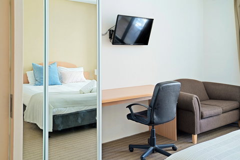 All Suites Perth - Hervey Bay Accommodation 4