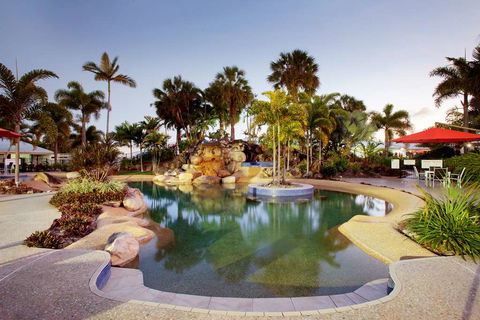 Mission Beach Resort - Tourism Hervey Bay 5