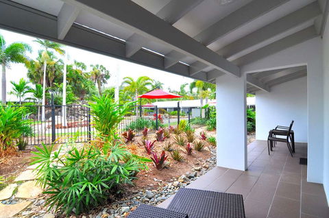 Mission Beach Resort - Tourism Hervey Bay 8