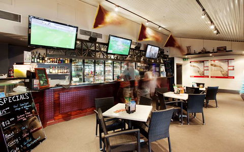 Mission Beach Resort - Tourism Hervey Bay 10