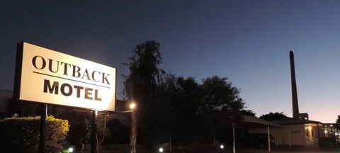 Outback Motel - Hervey Bay Accommodation 3