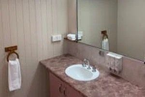 Outback Motel - Hervey Bay Accommodation 5