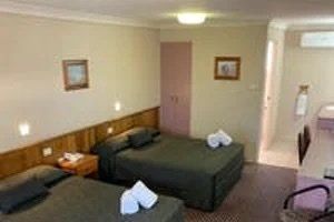 Outback Motel - Hervey Bay Accommodation 9