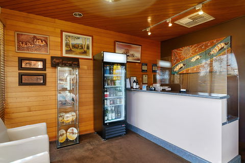 Stagecoach Motel - Hervey Bay Accommodation 1
