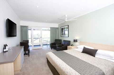Golden Heritage Motor Inn & Cottages - Hervey Bay Accommodation 3