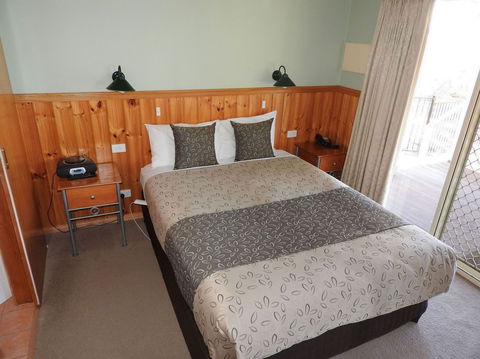 Golden Heritage Motor Inn & Cottages - Hervey Bay Accommodation 6