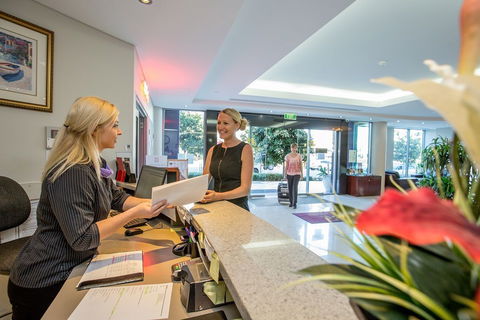 Hotel Gloria - Tourism Hervey Bay 1