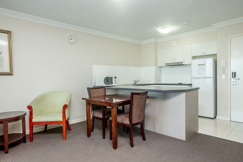 Hotel Gloria - Tourism Hervey Bay 7
