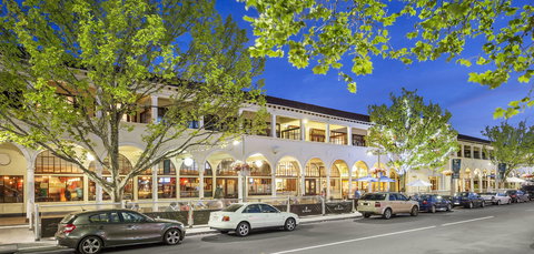 Quest Canberra - Tourism Hervey Bay 0