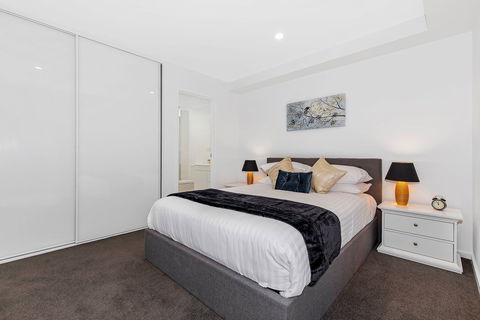 Astra Apartments Newcastle - Tourism Hervey Bay 4