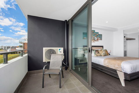 Astra Apartments Newcastle - Tourism Hervey Bay 9
