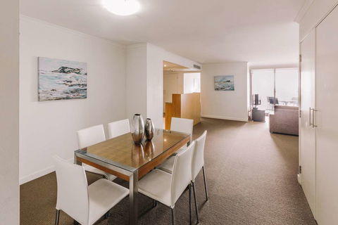 Newcastle Central Plaza - Hervey Bay Accommodation 4