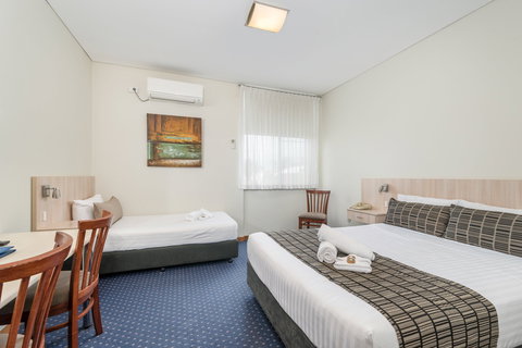 Alloggio Tudor Hamilton - Hervey Bay Accommodation 4