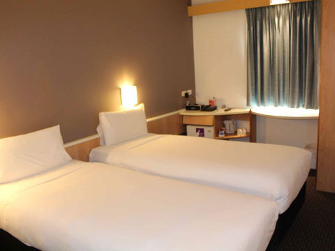 Ibis Newcastle - Tourism Hervey Bay 5