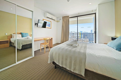 All Suites Perth - Hervey Bay Accommodation 6