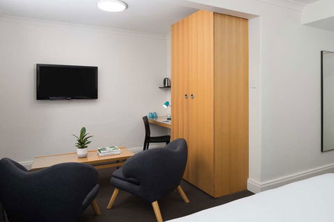 Pensione Hotel Perth - Hervey Bay Accommodation 9