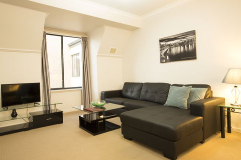 Regal Apartments - Hervey Bay Accommodation 8