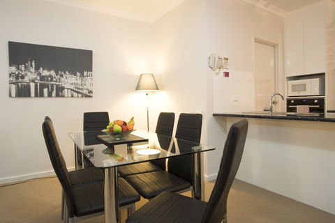 Regal Apartments - Hervey Bay Accommodation 9