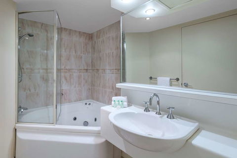 Nesuto Pennant Hills Sydney Apt Hotel - Tourism Hervey Bay 6