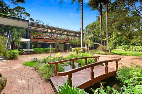Checkers Resort & Conference Centre - Tourism Hervey Bay 0