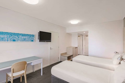 Vibe Hotel Darwin Waterfront - Hervey Bay Accommodation 9
