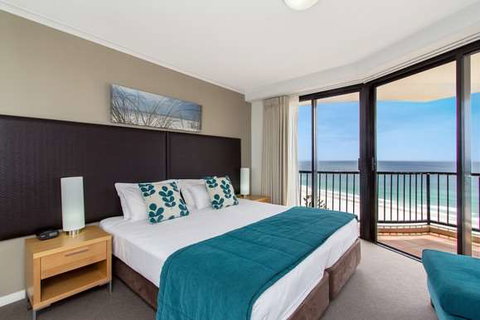 Mantra Coolangatta Beach - Tourism Hervey Bay 8