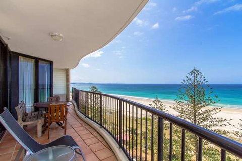 Mantra Coolangatta Beach - Tourism Hervey Bay 9