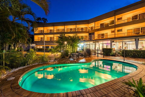 Camelot Motel - Hervey Bay Accommodation 6