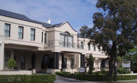 Beau Monde International - Hervey Bay Accommodation 1