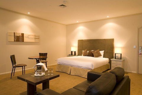 Beau Monde International - Hervey Bay Accommodation 3