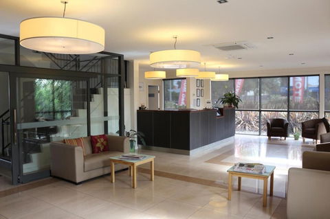 Bairnsdale International - Hervey Bay Accommodation 1