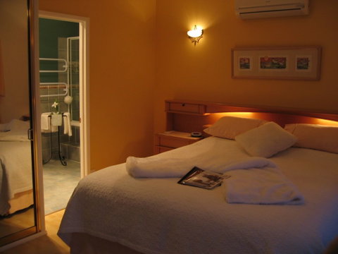 Villa Della Rosa B&B - Hervey Bay Accommodation 1