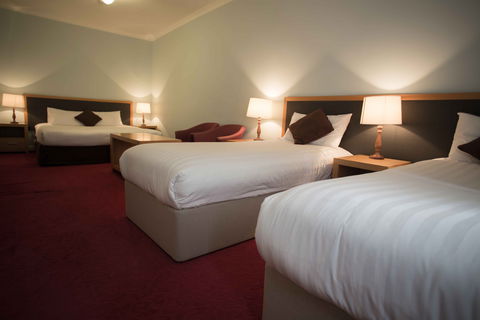 Hotel Blue - Tourism Hervey Bay 2